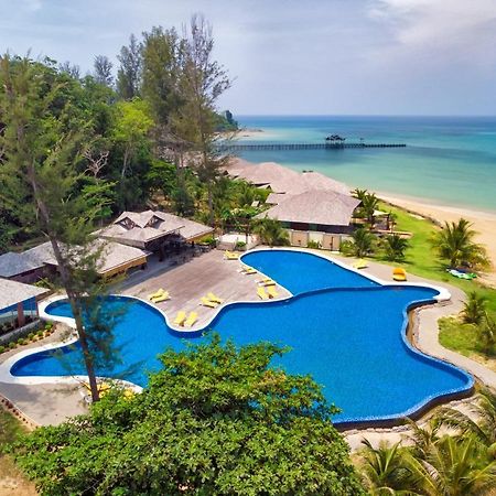 Borneo Eagle Resort Kota Kinabalu Exterior photo