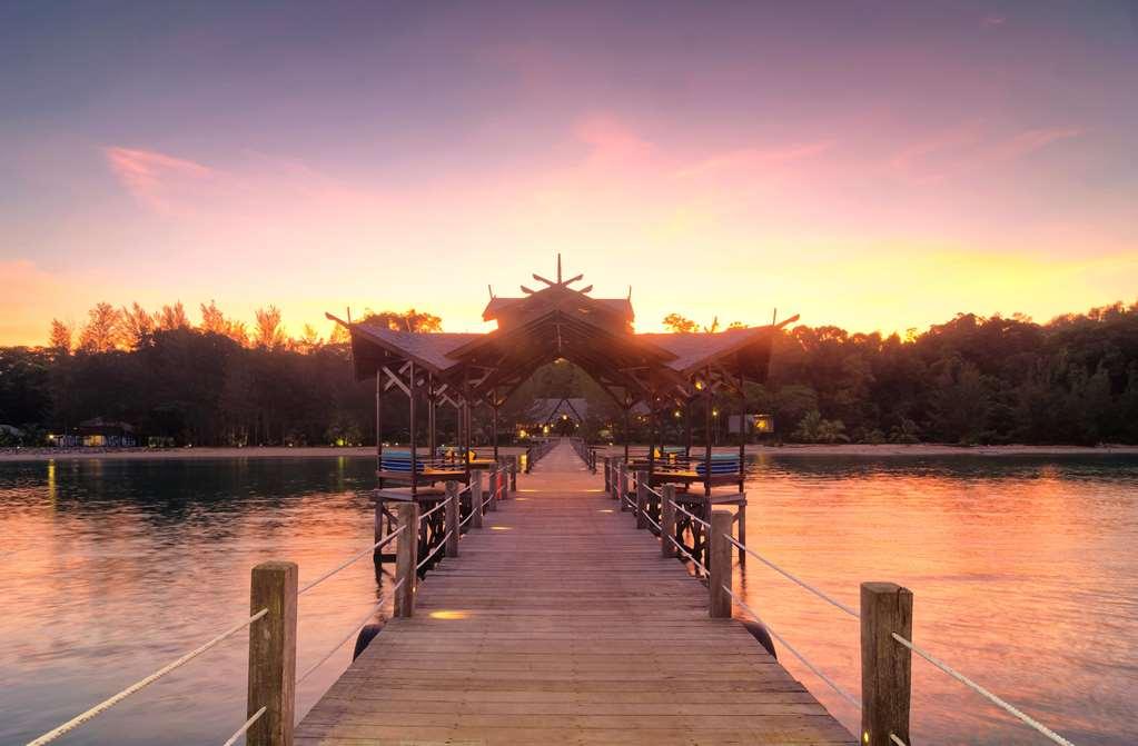 Borneo Eagle Resort Kota Kinabalu Exterior photo