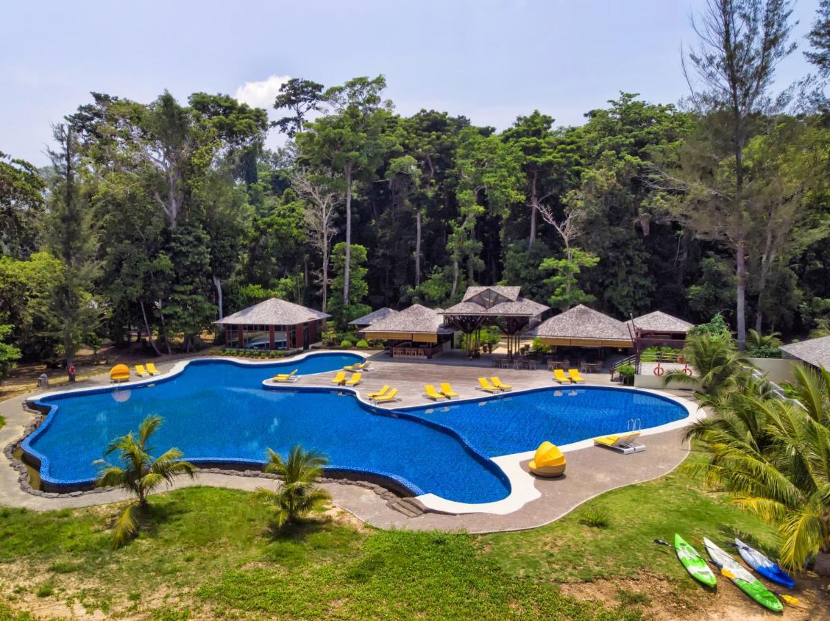 Borneo Eagle Resort Kota Kinabalu Exterior photo