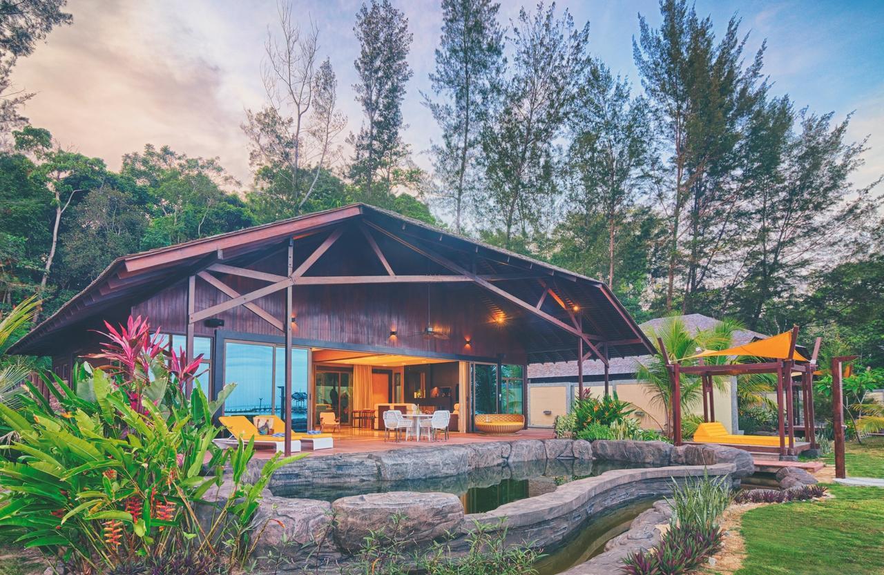 Borneo Eagle Resort Kota Kinabalu Exterior photo