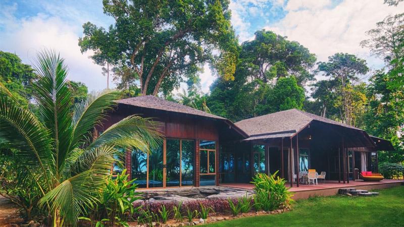 Borneo Eagle Resort Kota Kinabalu Exterior photo